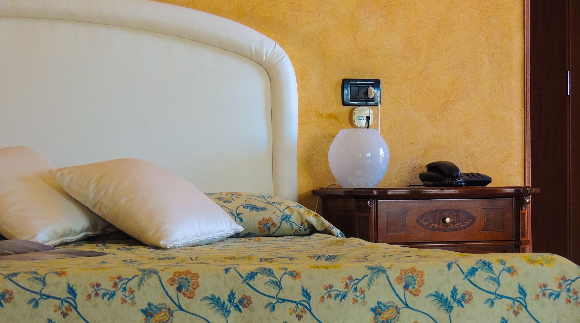 Hotel Lungomare Reggio di Calabria Dış mekan fotoğraf