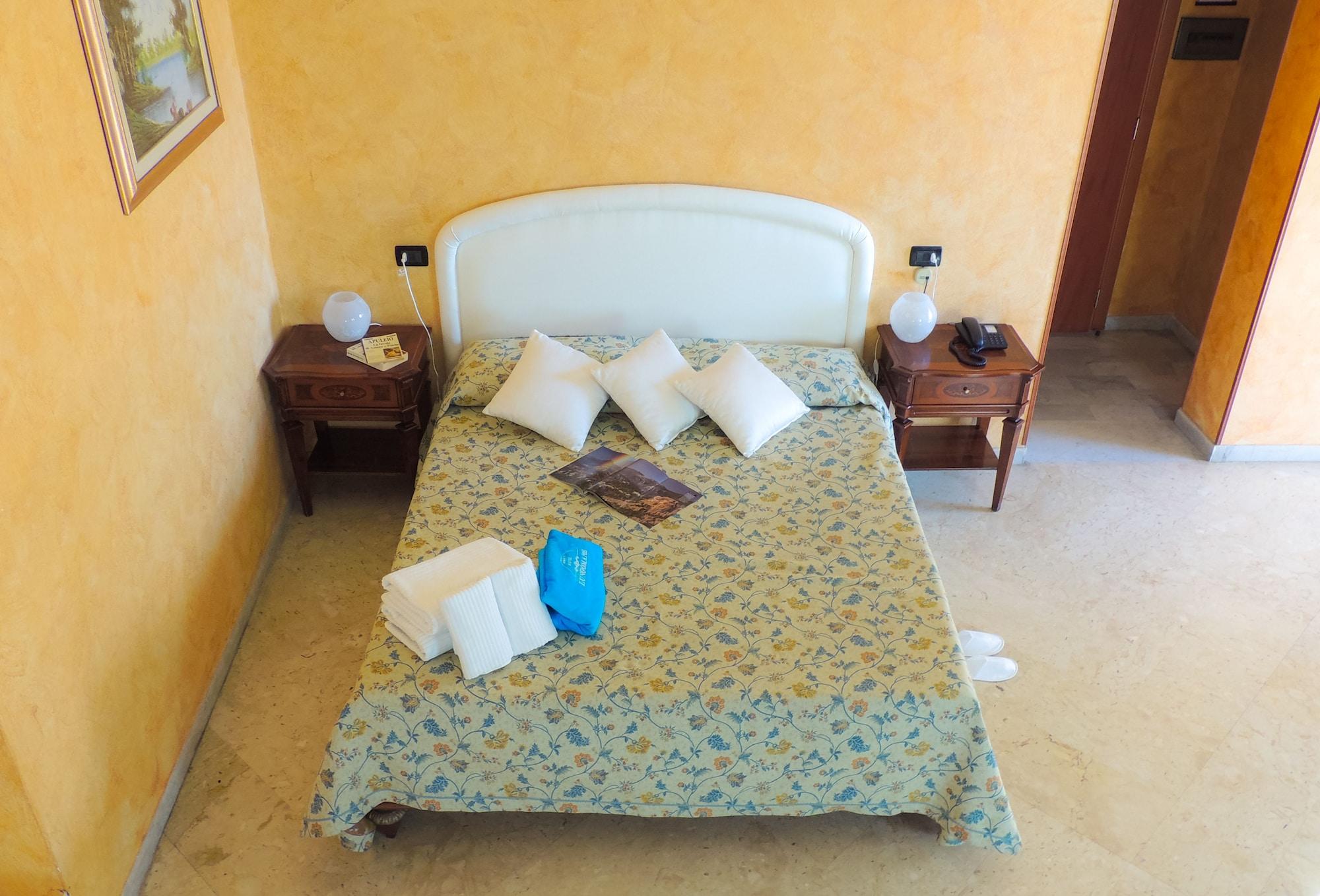 Hotel Lungomare Reggio di Calabria Dış mekan fotoğraf
