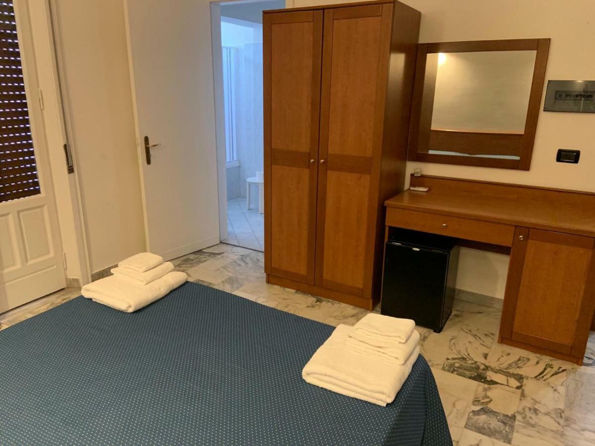 Hotel Lungomare Reggio di Calabria Dış mekan fotoğraf