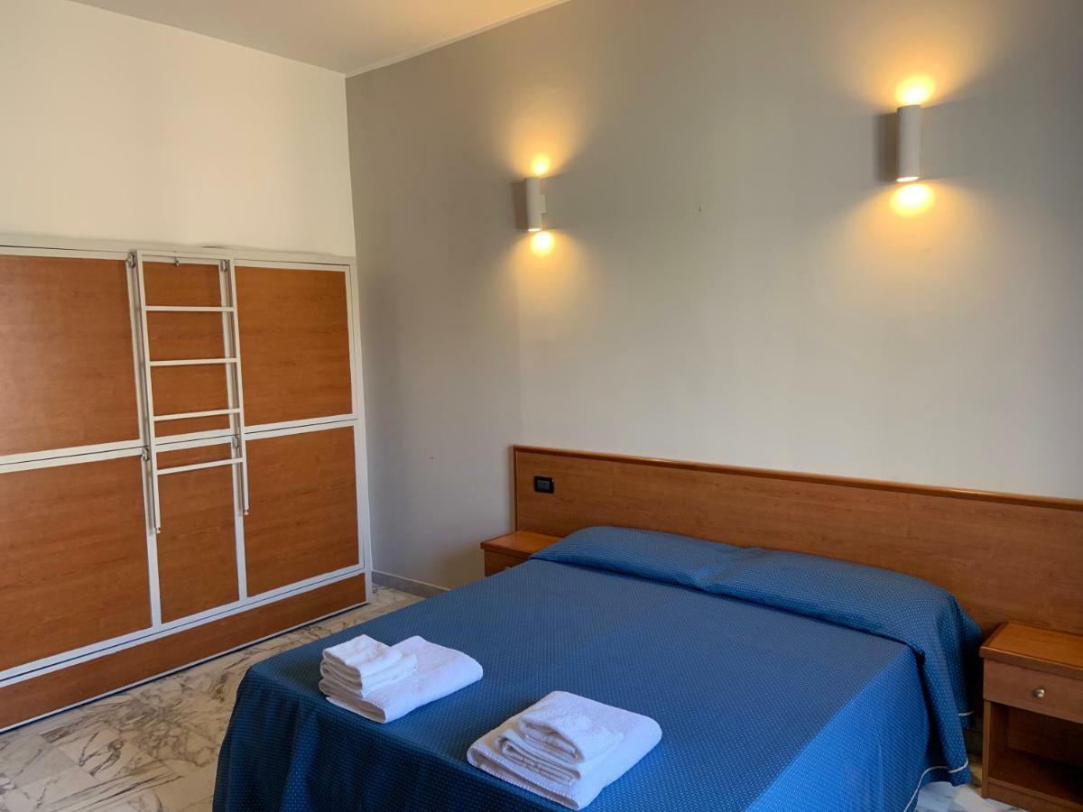 Hotel Lungomare Reggio di Calabria Dış mekan fotoğraf