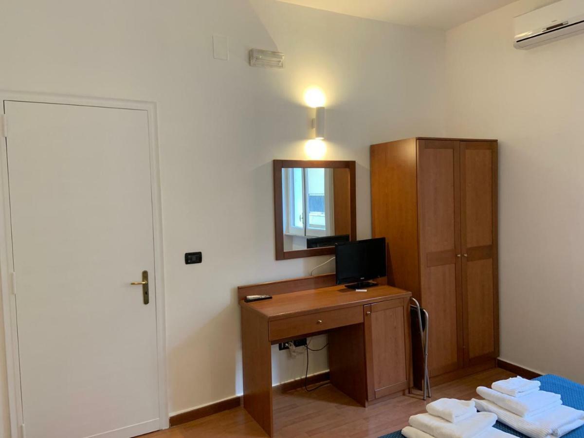 Hotel Lungomare Reggio di Calabria Dış mekan fotoğraf
